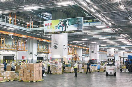 Last-Mile Delivery Revolution in Urban Logistics